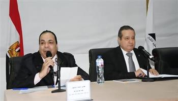   "عبد الواحد" و"عشماوي" يفتتحان ندوة "معايير جودة تعليم وتعلم الكبار"
