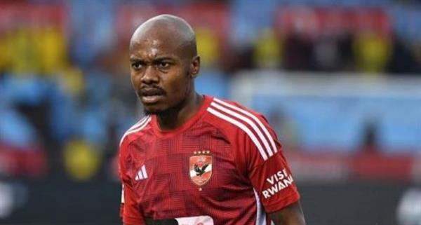 الأهلي يكشف سبب غياب بيرسي تاو عن التدريبات
