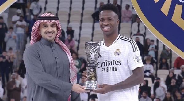 فينيسيوس جونيور يتوج بجائزة أفضل لاعب في كأس إنتركونتيننتال