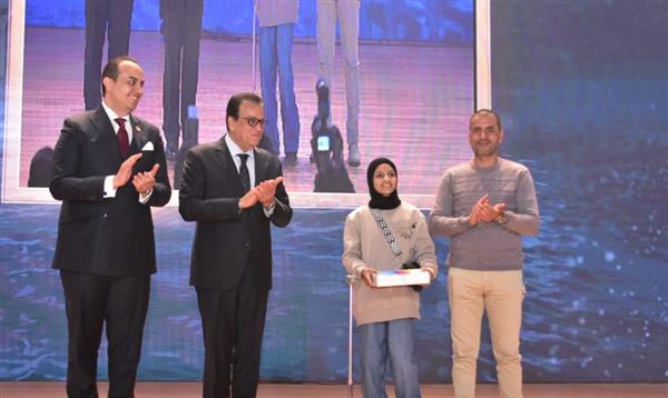 الرعاية الصحية: قصة ديما الأخرس تجسد دعم الدولة المصرية للمصابين الفلسطينيين