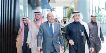   وزير الكهرباء يبحث مع نظيره السعودي مشروعات الربط الكهربائي