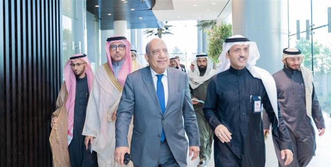 وزير الكهرباء يبحث مع نظيره السعودي مشروعات الربط الكهربائي