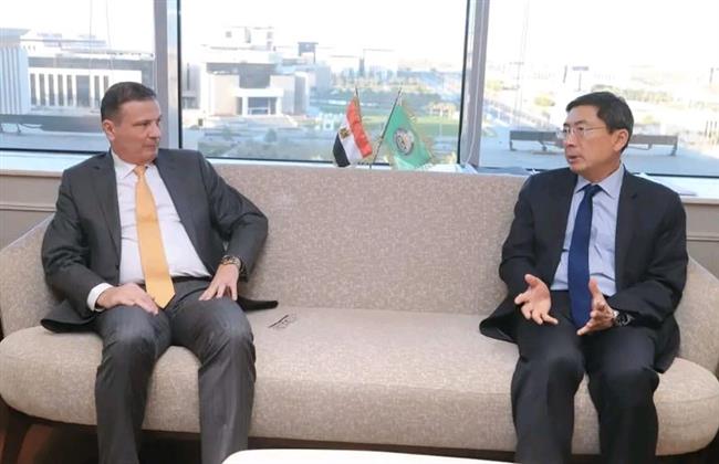 وزير الزراعة يبحث مع سفير سنغافورة بالقاهرة سبل التعاون الزراعي المشترك