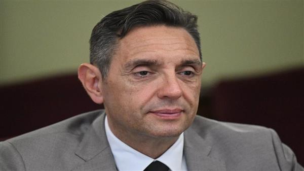 فولين: الغرب تخلى عن الديمقراطية ولم يعد نموذجا يُحتذى به