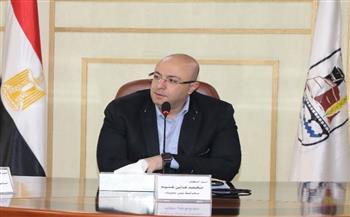محافظ بني سويف يناقش تقارير المتابعات الميدانية لمنظومة وسير والعمل بالوحدات الصحية