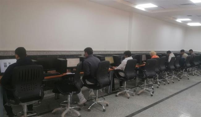 بدء الامتحانات العملية في برنامج الحاسبات والذكاء الاصطناعي بجامعة جنوب الوادي الاهلية