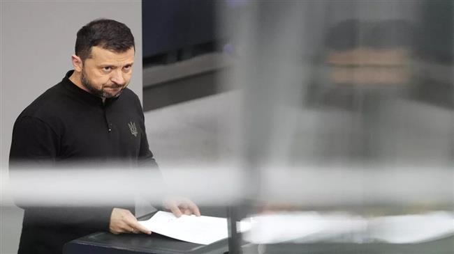 نوبة غضب تصيب زيلينسكي بعد زيارة فيتسو لروسيا