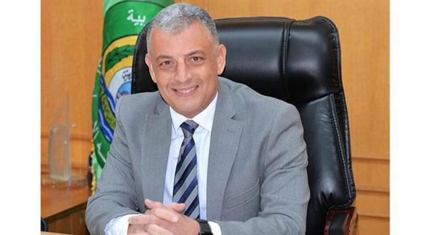 محافظ الإسماعيلية يناقش مقترحات الدورة الـ26 من المهرجان الدولي للأفلام التسجيلية