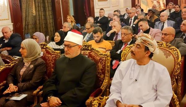 سفير سلطنة عمان يحتفي باللغة العربية في يومها العالمي: "كانت دائمًا حاضرة بقوة في تاريخ عمان"