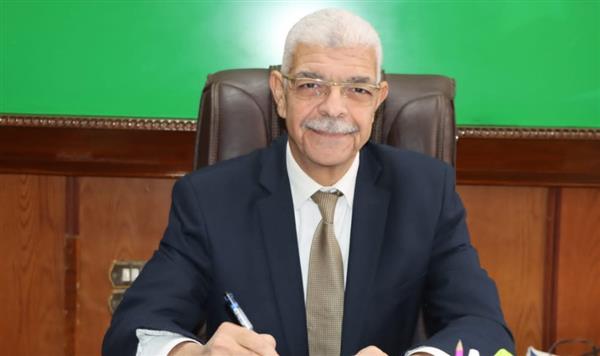 رئيس جامعة المنوفية يعقد اجتماع لجنة قبول الهدايا والتبرعات "أون لاين"