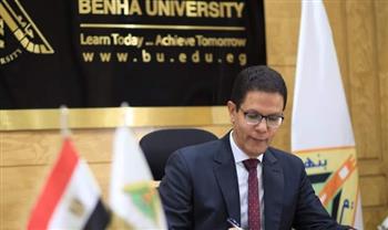   رئيس جامعة بنها يتفقد سير الامتحانات بكليات التجارة والتمريض والتربية