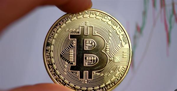 "بيتكوين" الرقمية تواصل صعودها بفضل مشتريات شركة "مايكروستراتيجي"