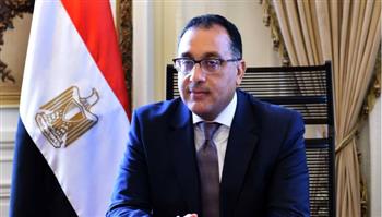   مدبولي يستعرض الفرص السياحية بالمنطقة المحيطة في هضبة الأهرام