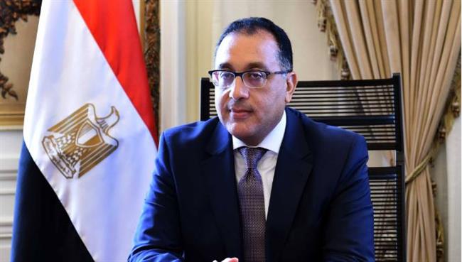 مدبولي يستعرض الفرص السياحية بالمنطقة المحيطة في هضبة الأهرام