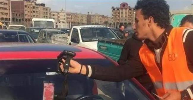 تحرير 1240 مخالفة عدم تركيب الملصق الإلكتروني ورفع 50 سيارة خلال 24 ساعة