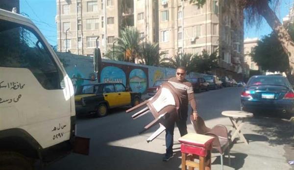حملات لإزالة الإشغالات والتعديات لفرض الانضباط بالإسكندرية