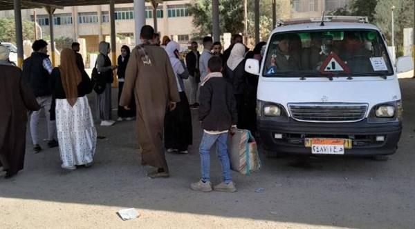تنفيذًا لتوجيهات محافظ سوهاج .. نقل موقف الكوثر العشوائي إلى الموقف الحضري الجديد