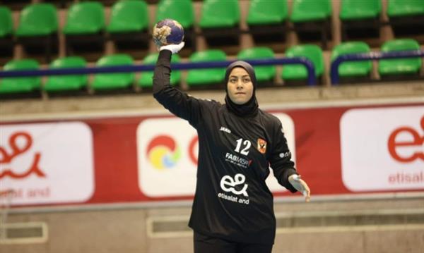 سيدات يد الأهلي يفوز على الجزيرة ببطولة الدوري