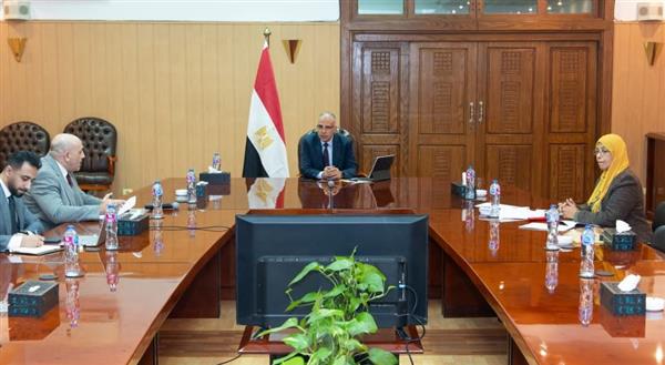 وزير الري يتابع أعمال هيئة المساحة ⁠والاسراع في صرف التعويضات للمواطنين