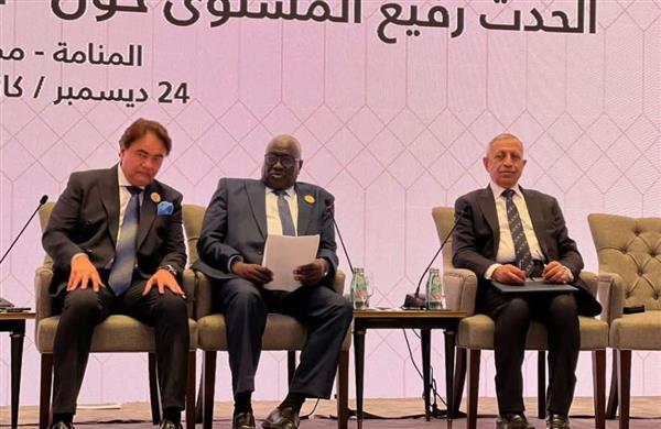 ​رئيس الأكاديمية العربية يدعم ريادة الأعمال في مؤتمر البحرين للأسر المنتجة