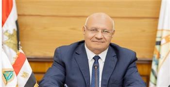   نائب رئيس جامعة بنها لشئون خدمة المجتمع يتفقد سير الامتحانات بـ 3 كليات 