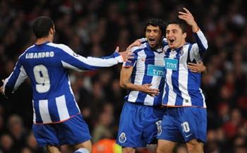   بورتو يعتلي قمة الدوري البرتغالي بعد رباعية في شباك بوافيستا