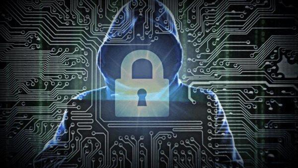 إيران تضرب قلب إسرائيل.. هجمات سيبرانية تستهدف شخصيات بارزة