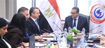   وزير الصحة يستقبل رئيس مجلس إدارة شركة "ENKA" العالمية لبحث التعاون في القطاع الصحي