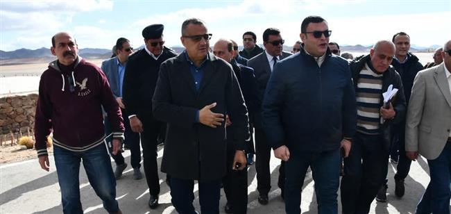 محافظ جنوب سيناء يستقبل وزير الإسكان بمدينة سانت كاترين لمتابعة مشروع التجلي الأعظم