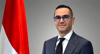   وزير الاستثمار يبحث سبل رفع كفاءة عمليات الإفراج الجمركي وتحسين الأداء بالمراكز اللوجستية