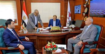   محافظ سوهاج يعتمد ترقية 2109 موظف بالديوان العام والوحدات المحلية 