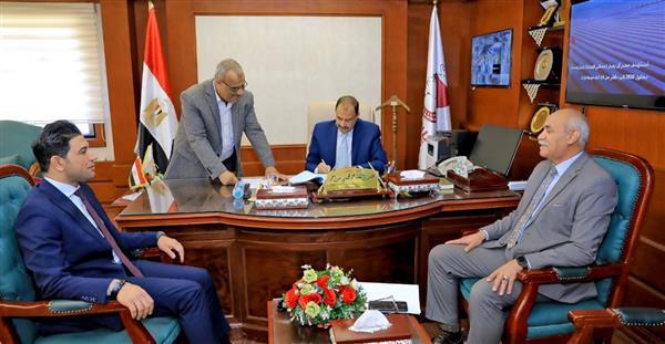 محافظ سوهاج يعتمد ترقية 2109 موظف بالديوان العام والوحدات المحلية