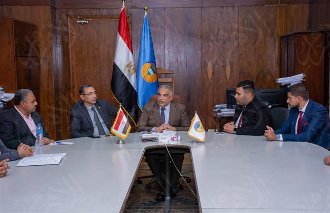 القائم بعمل رئيس جامعة طنطا يستقبل أعضاء مجلس اتحاد الطلاب بتشكيله الجديد 