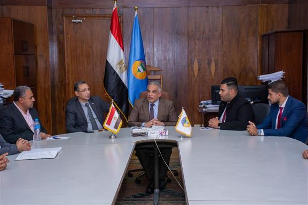 القائم بعمل رئيس جامعة طنطا يستقبل أعضاء مجلس اتحاد الطلاب بتشكيله الجديد