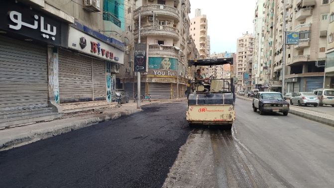محافظ الغربية انتهاء الرصف والتشجير بشارع النحاس بطنطا لخدمة المواطنين