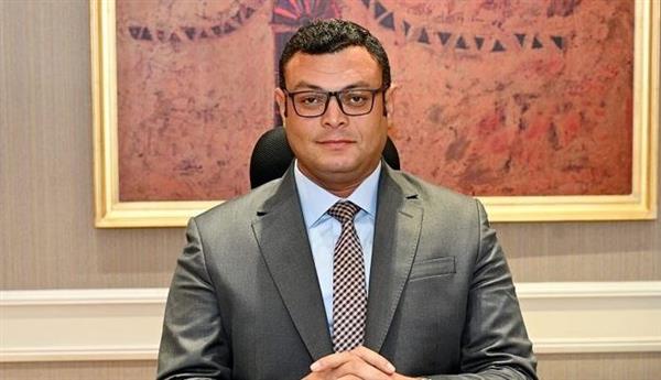 وزير الإسكان: استكمال أعمال التطوير بالمناطق الصناعية فى 3 مدن