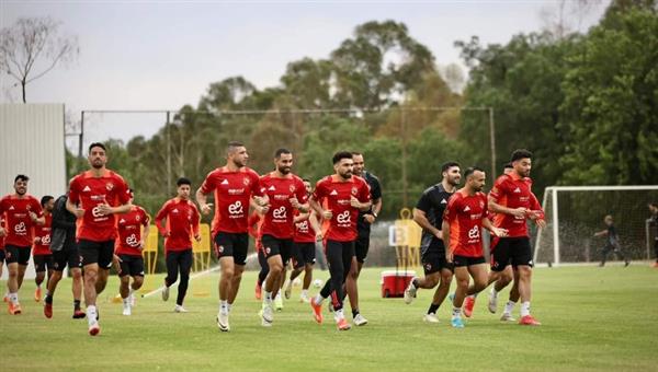 الأهلي ينهي تدريبه الأول في جنوب إفريقيا استعدادًا لمباراة أورلاندو