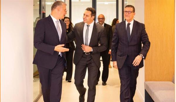 وزير البترول يبحث مشروعات شل المستقبلية في مصر