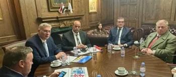   وزير البترول يبحث مع شارد كابيتال الإنجليزية والقحطاني السعودية توسع أنشطتهما في مصر