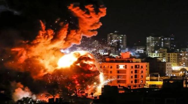ارتفاع ضحايا قصف الاحتلال على النصيرات وسط غزة إلى 21 شهيدا