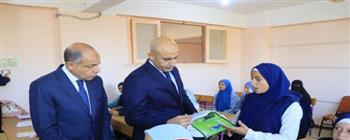   وزير التعليم ومحافظ المنيا يجريان جولة تفقدية لعدد من المدارس 