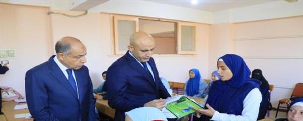 وزير التعليم ومحافظ المنيا يجريان جولة تفقدية لعدد من المدارس