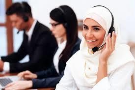 هل يجوز المزاح بين الرجل والمرأة في العمل.. وما هي ضوابطه؟