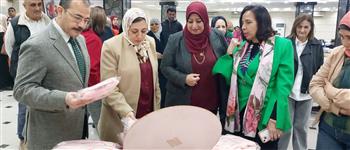   افتتاح معرض الملابس الخيري لطلاب جامعة بنها