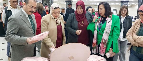 افتتاح معرض الملابس الخيري لطلاب جامعة بنها