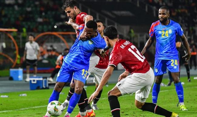 وزير الرياضة يستلم تقرير فيتوريا بعد خروج منتخب مصر من كأس الأمم