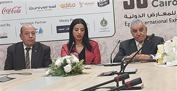زاهي حواس يناقش كتاب "الفن والتكنولوجيا في القرن الحادي والعشرين" بمعرض الكتاب  