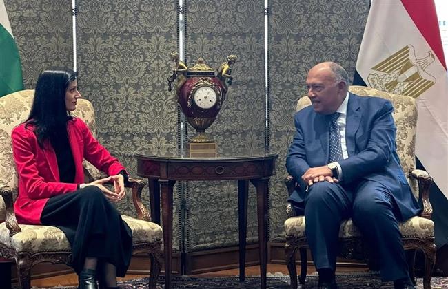 وزير الخارجية ونظيرته البلغارية يؤكدان عمق علاقات التعاون والتنسيق المشترك