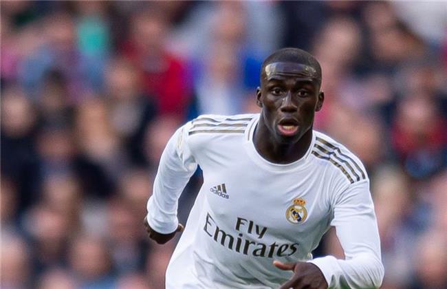 ريال مدريد يقرر بيع فيرلاند ميندي في فترة الانتقالات الصيفية