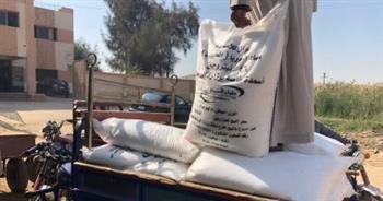 ضبط 100 شيكارة من السماد المدعم المحظور تداوله بالأسواق بالبحيرة